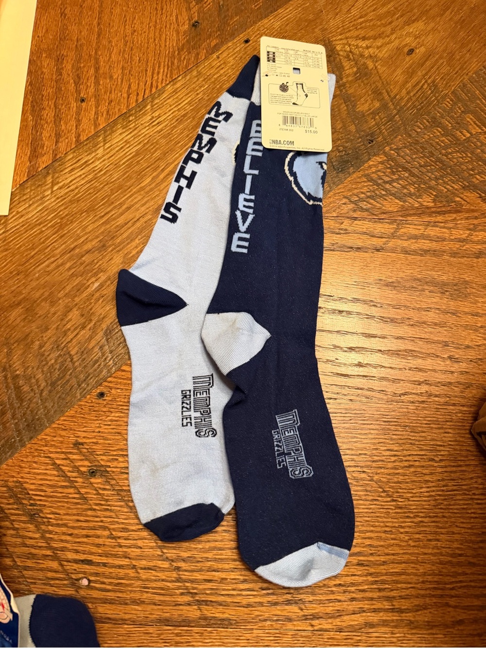 Memphis Grizzlies Crew Socks - Navy & Light Gray Sz lg